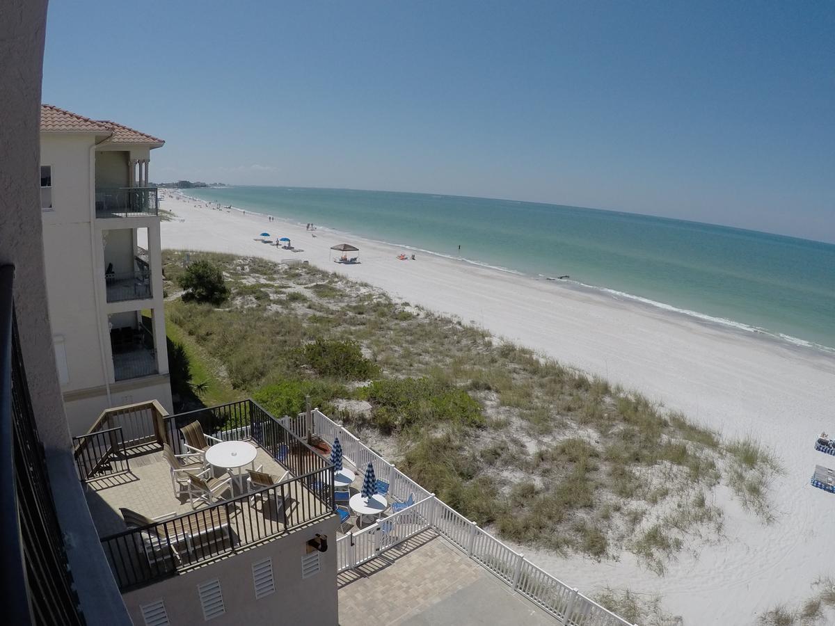 Island Gulf Resort St. Pete Beach Exterior photo